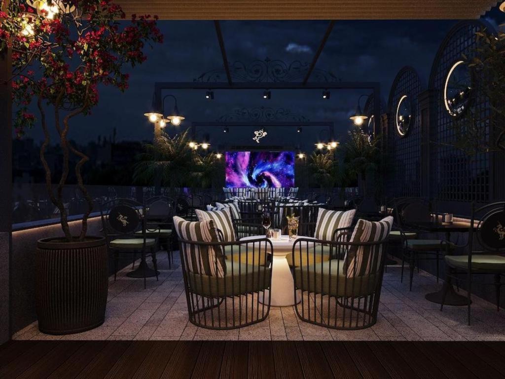 Hanoi Victor Metropolis Hotel & Rooftop Bar Exterior photo